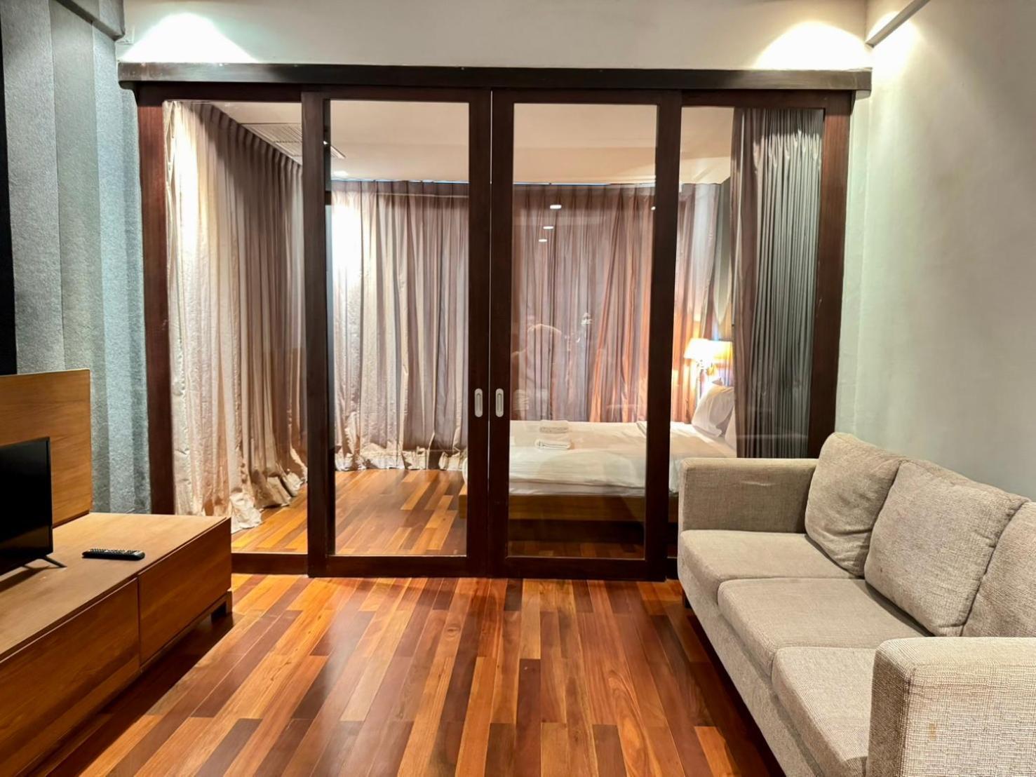 Wish Inn Silom - วิช อินน์ สีลม X Bangkok Dış mekan fotoğraf